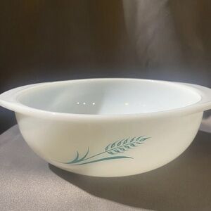 Pyrex White Bowl with Blue Design
